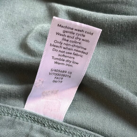 Athleta Essence Vital Tie Back Tank - (Juniper Green) - Size Medium - Picture 5 of 7